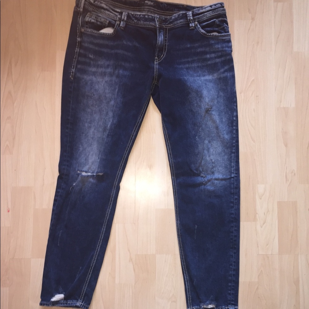 Women’s silver jeans